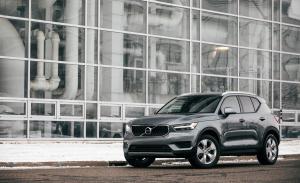 Volvo XC40 T4 Momentum 2018 года